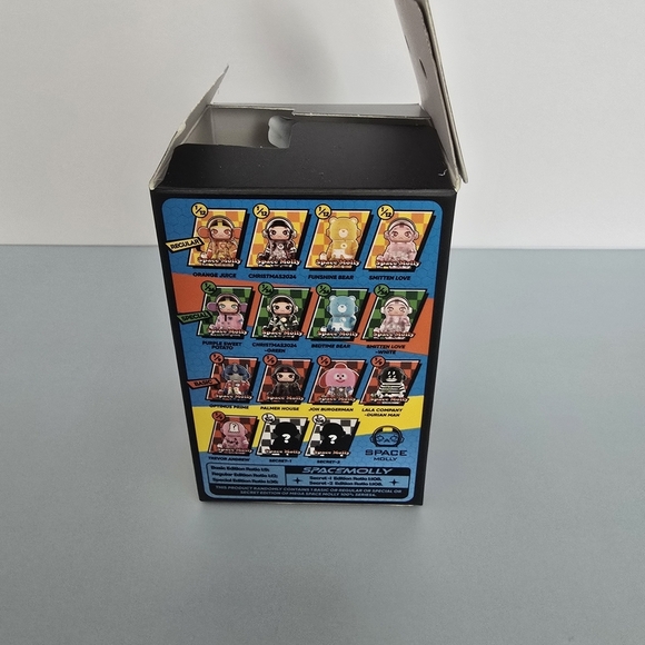 Authentic Mega Space Molly Series 4 - Picture 2 of 5